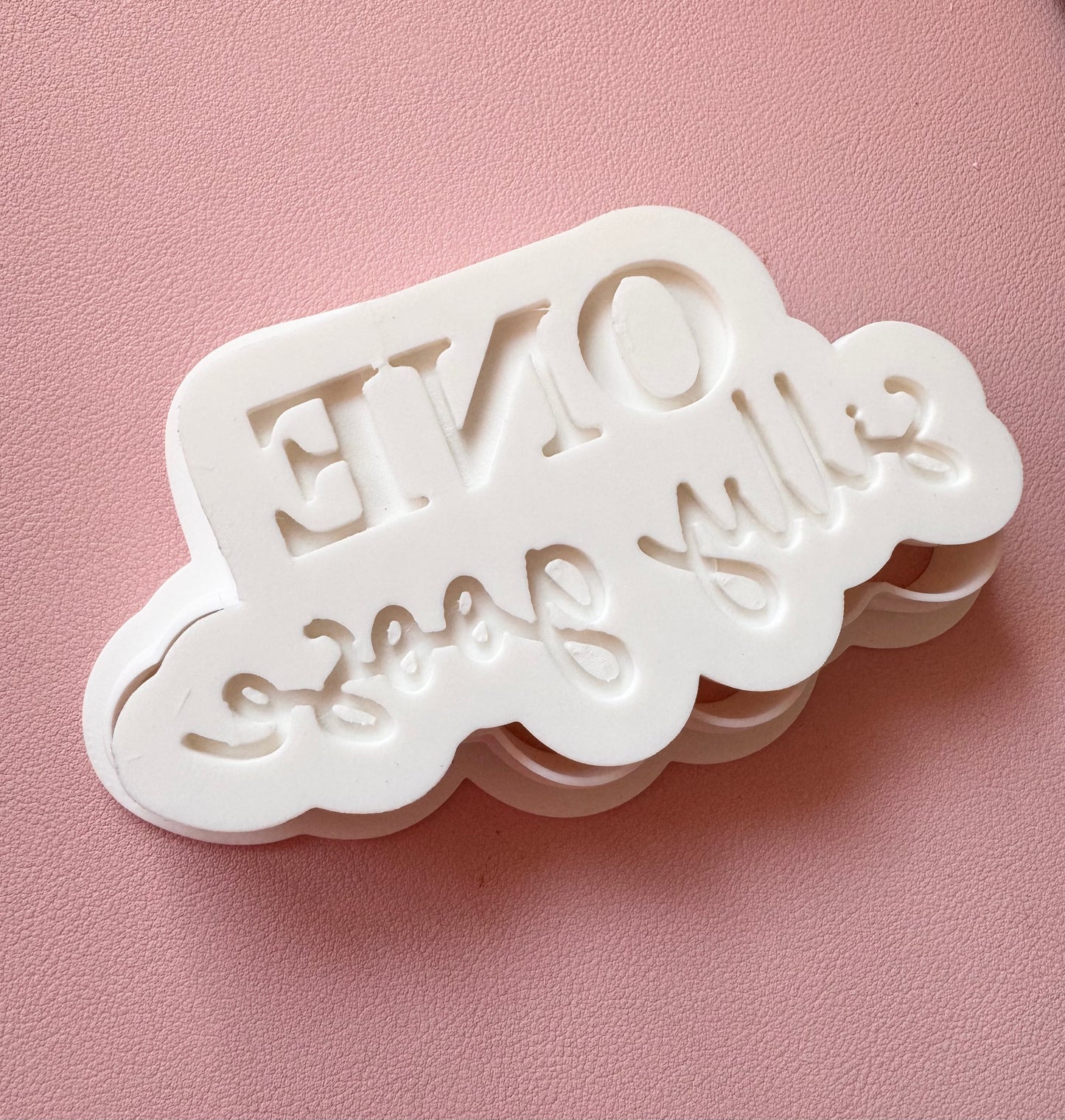 One Silly Goose Embosser and cutter