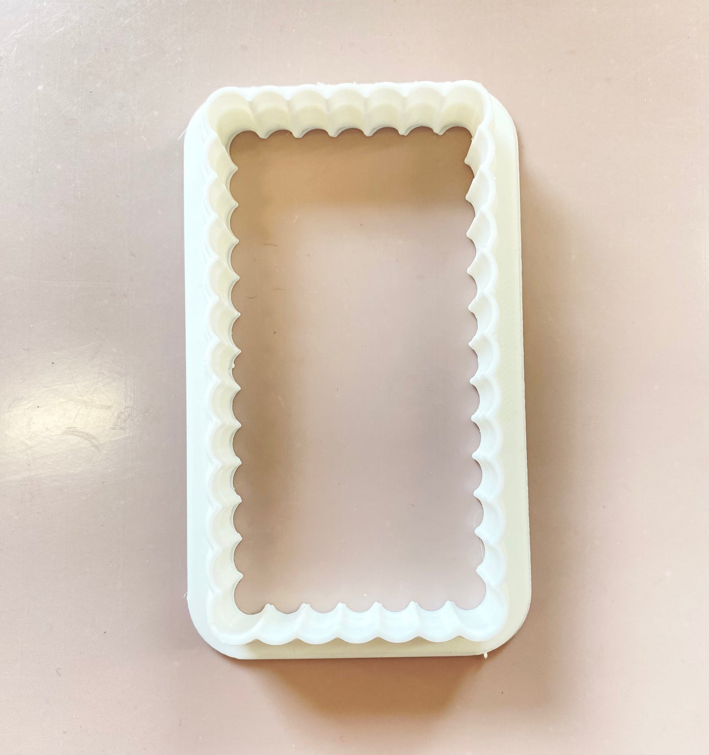 5 x 9.5cm Scalloped Rectangle Cookie Cutter